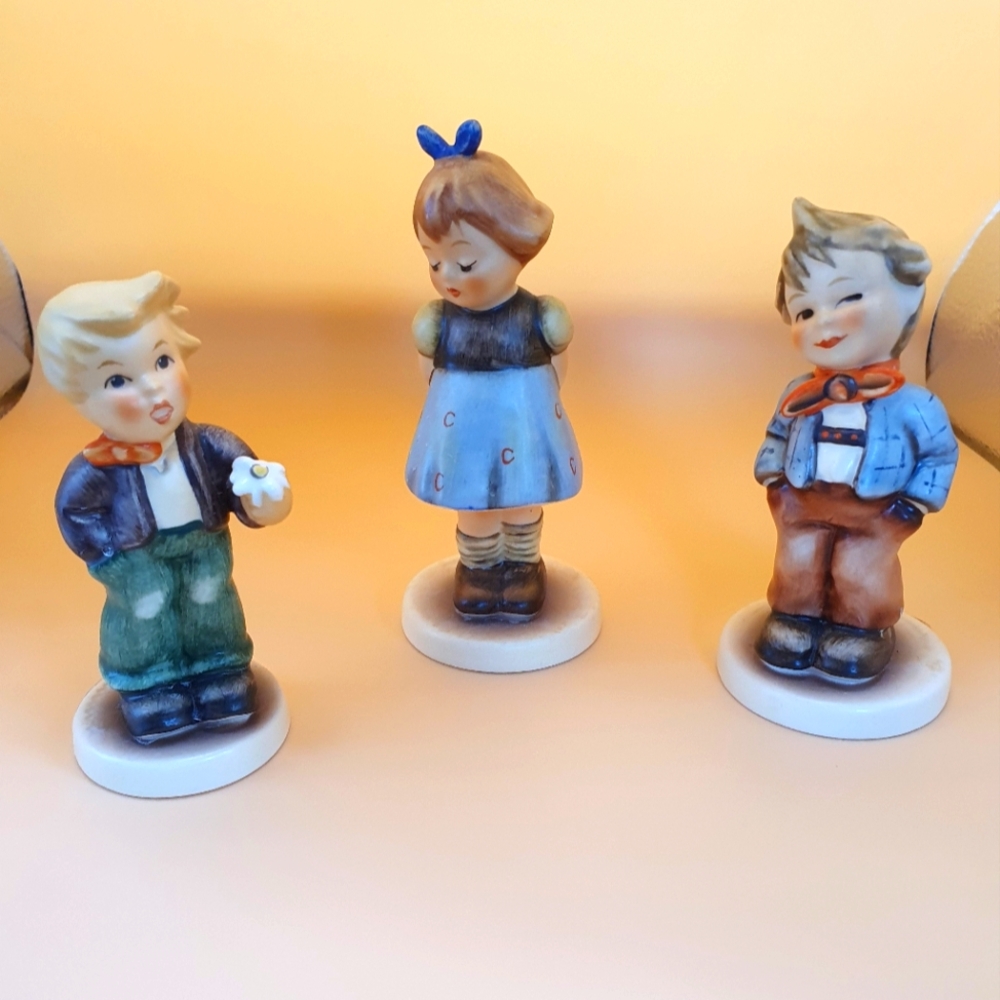 Set of 3 Goebel Hummel figurines